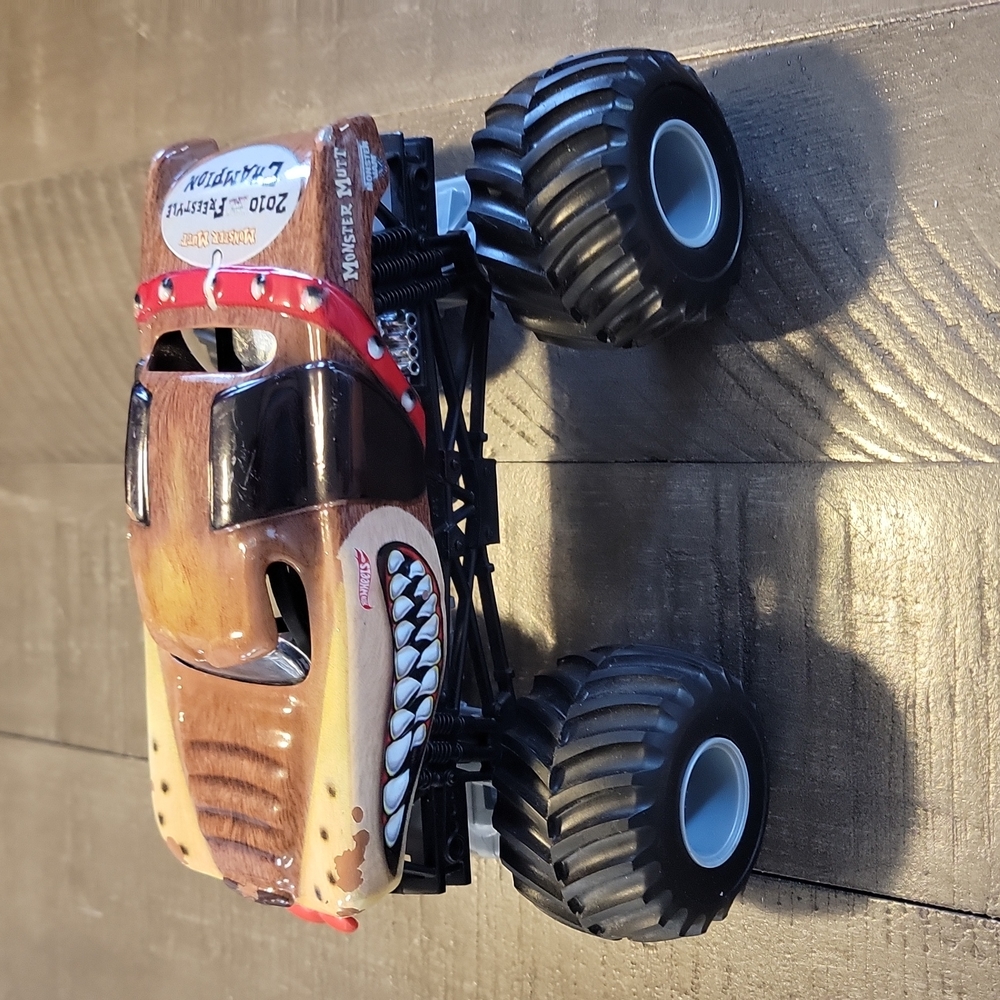 2 Master jam trucks